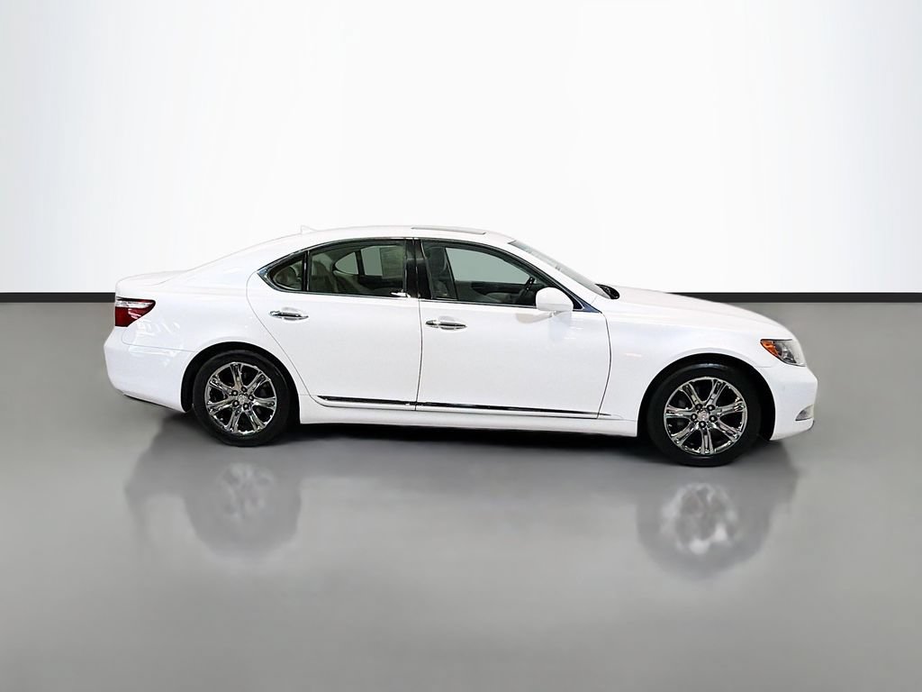 Used 2008 Lexus LS 460 RWD image 10