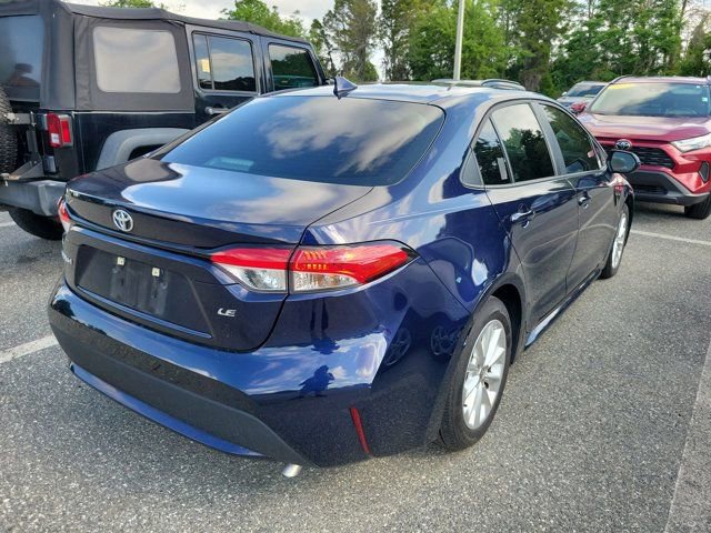 Used 2021 Toyota Corolla LE w/ LE Convenience Package FWD image 4