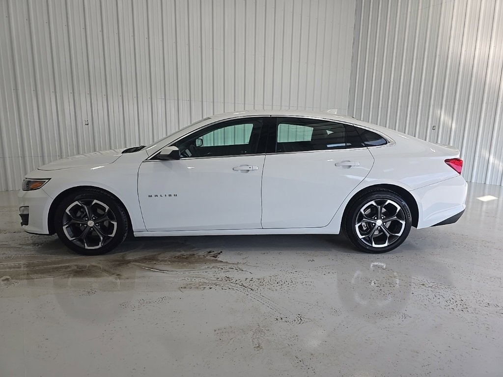 Used 2024 Chevrolet Malibu LT image 5