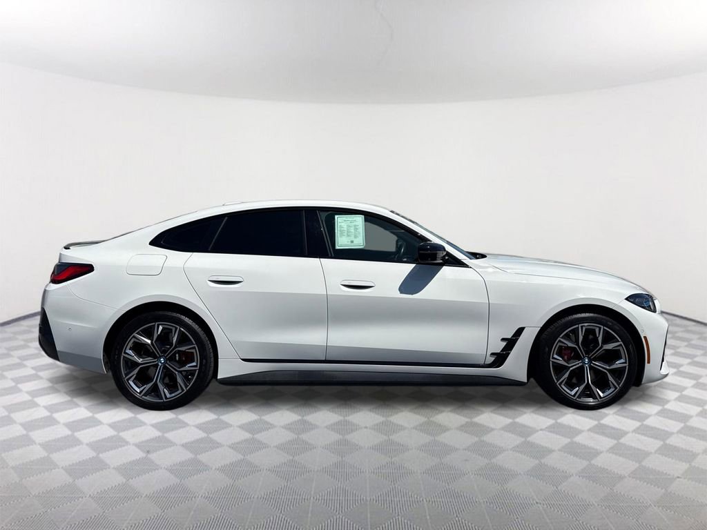 Used 2023 BMW i4 eDrive40 w/ M Sport Package image 27
