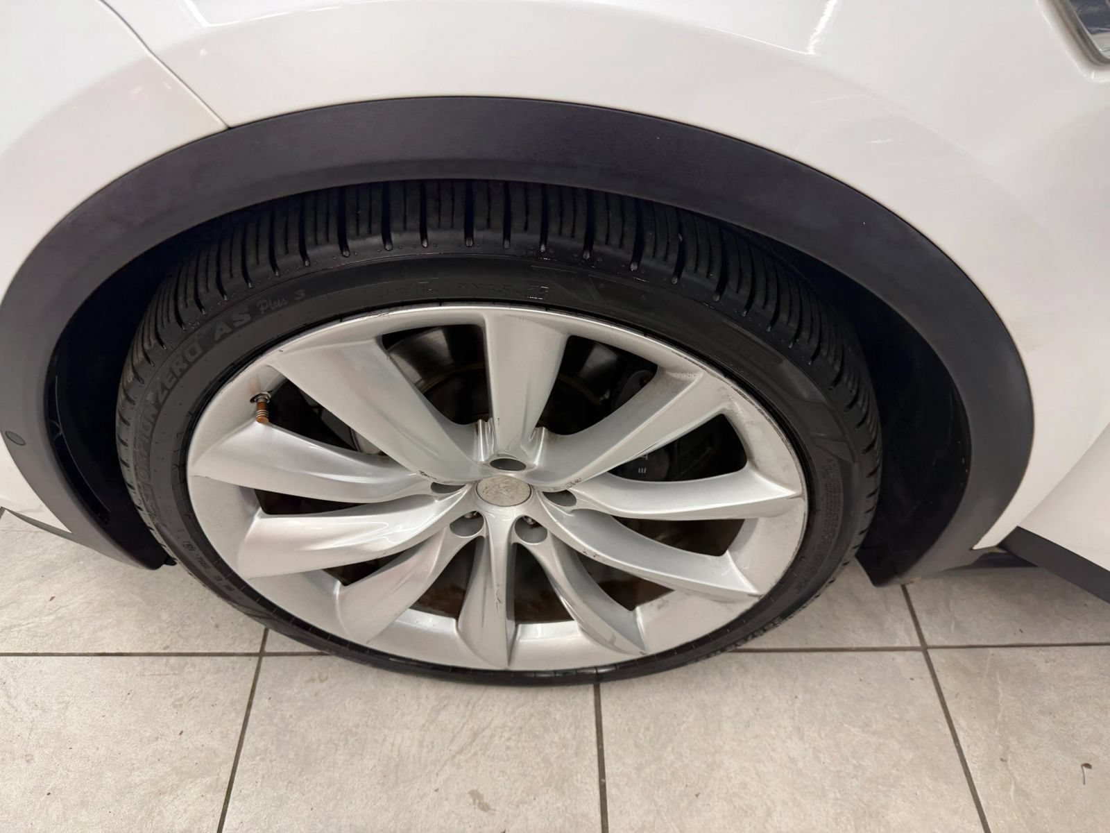 Used 2016 Tesla Model X 75D AWD/4WD image 28