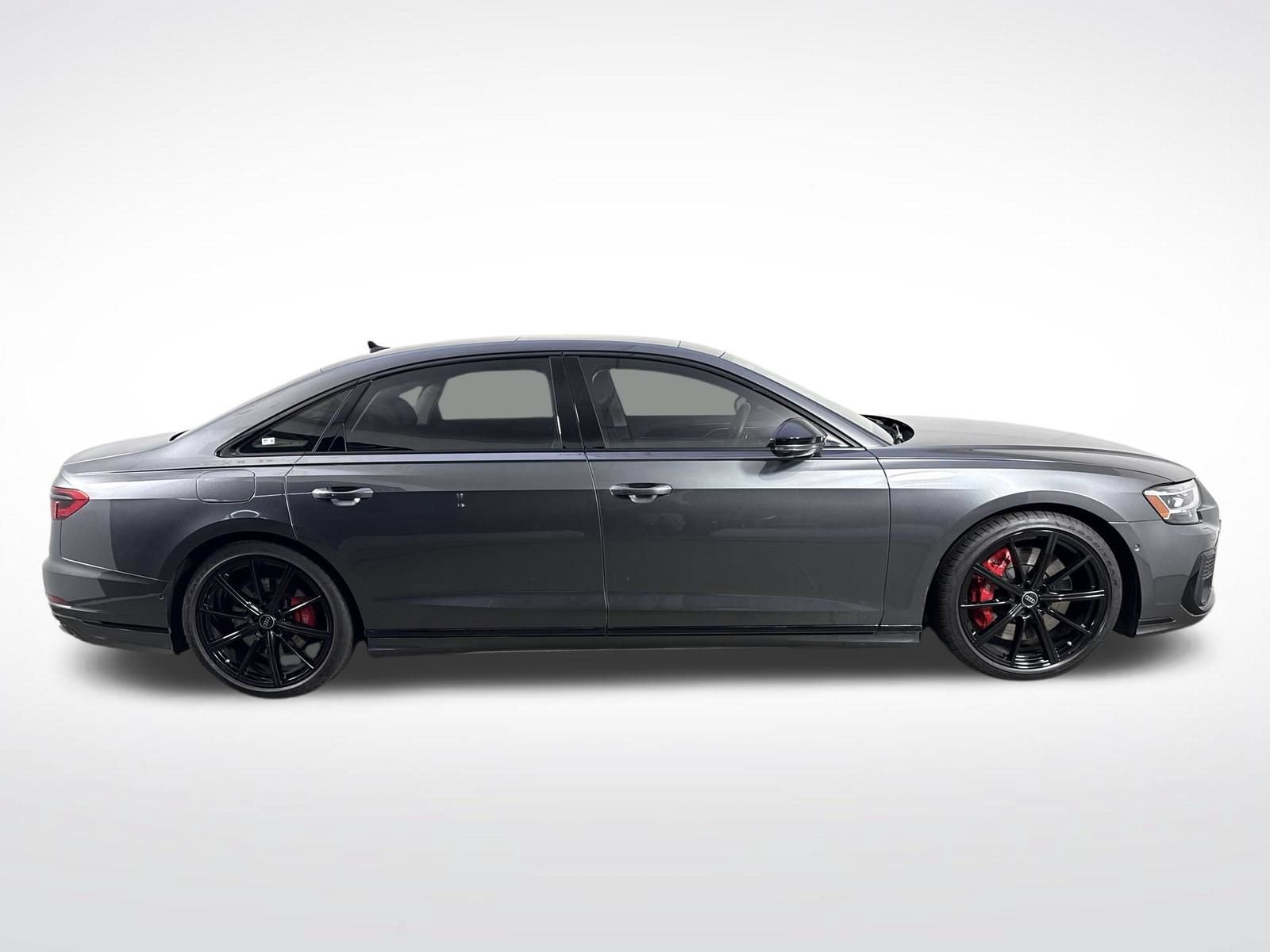 Used 2023 Audi S8 AWD/4WD image 36