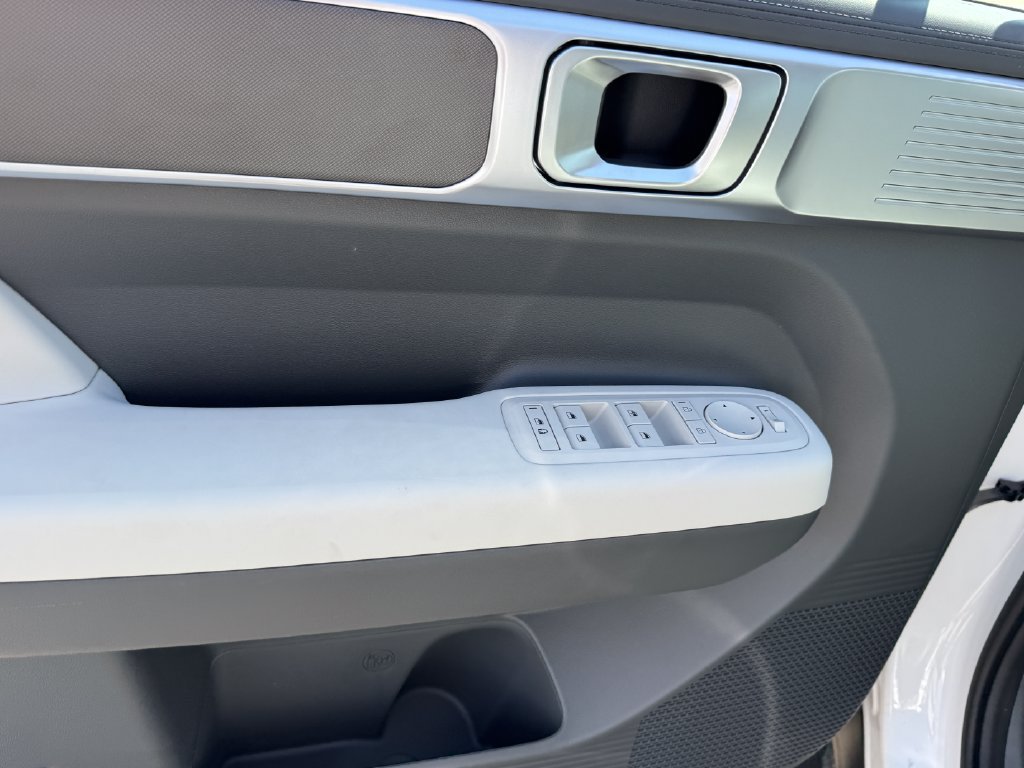 New 2026 Hyundai Santa Fe SE FWD image 19
