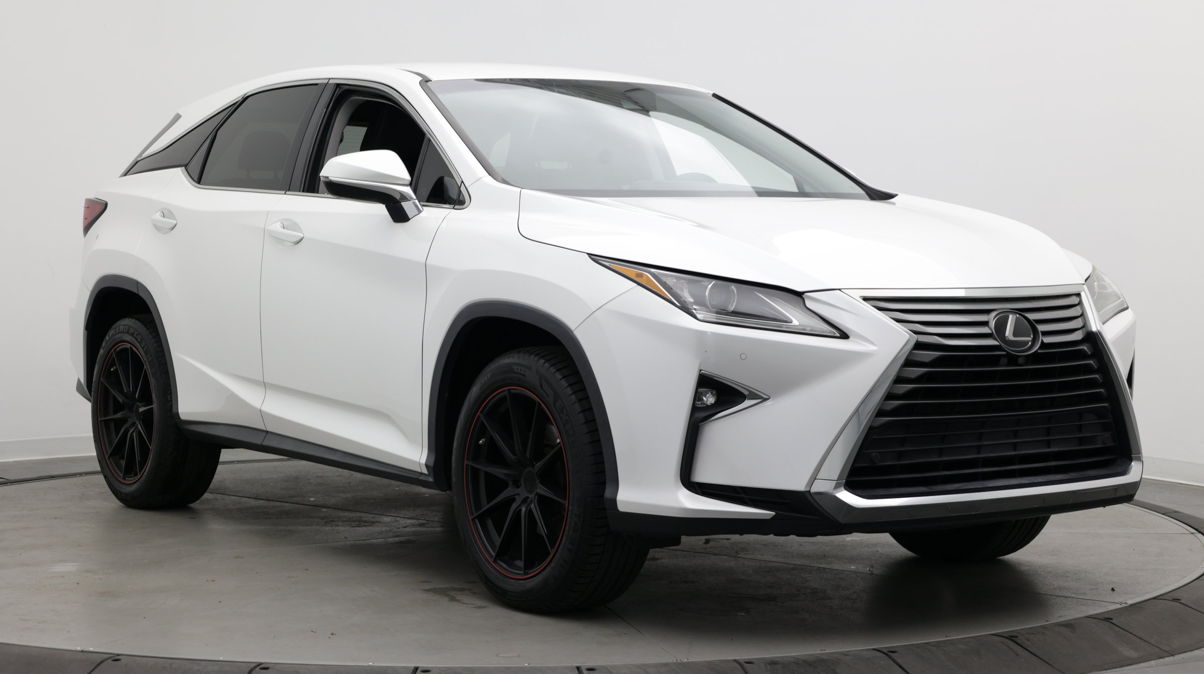 Used 2018 Lexus RX 350 FWD w/ Accessory Package image 3