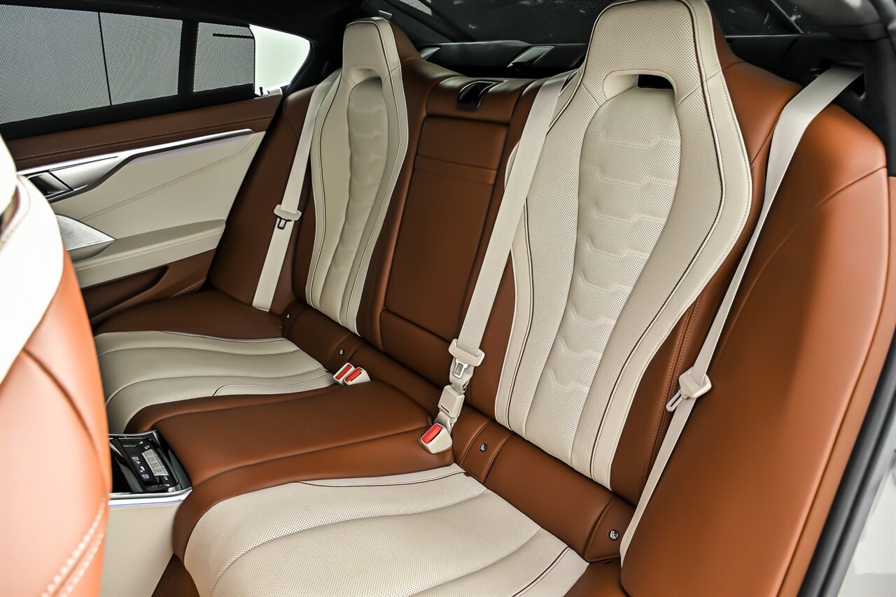 Used 2025 BMW ALPINA B8 xDrive Gran Coupe AWD/4WD image 19