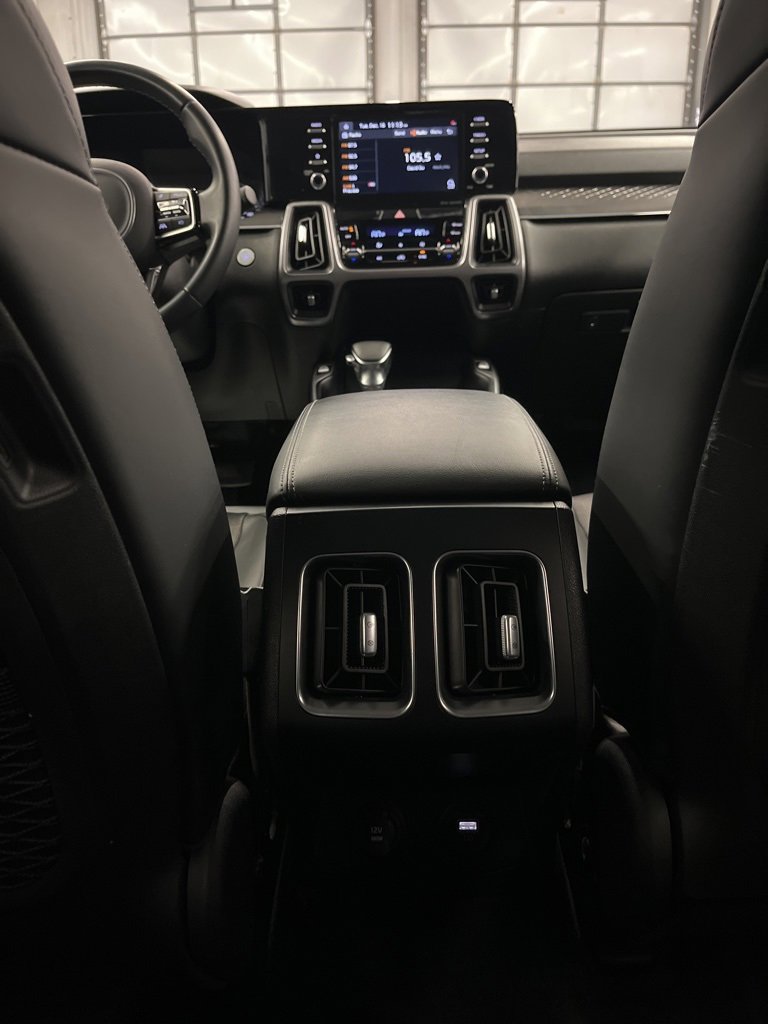 Used 2021 Kia Sorento S w/ Panoramic Sunroof Package image 30