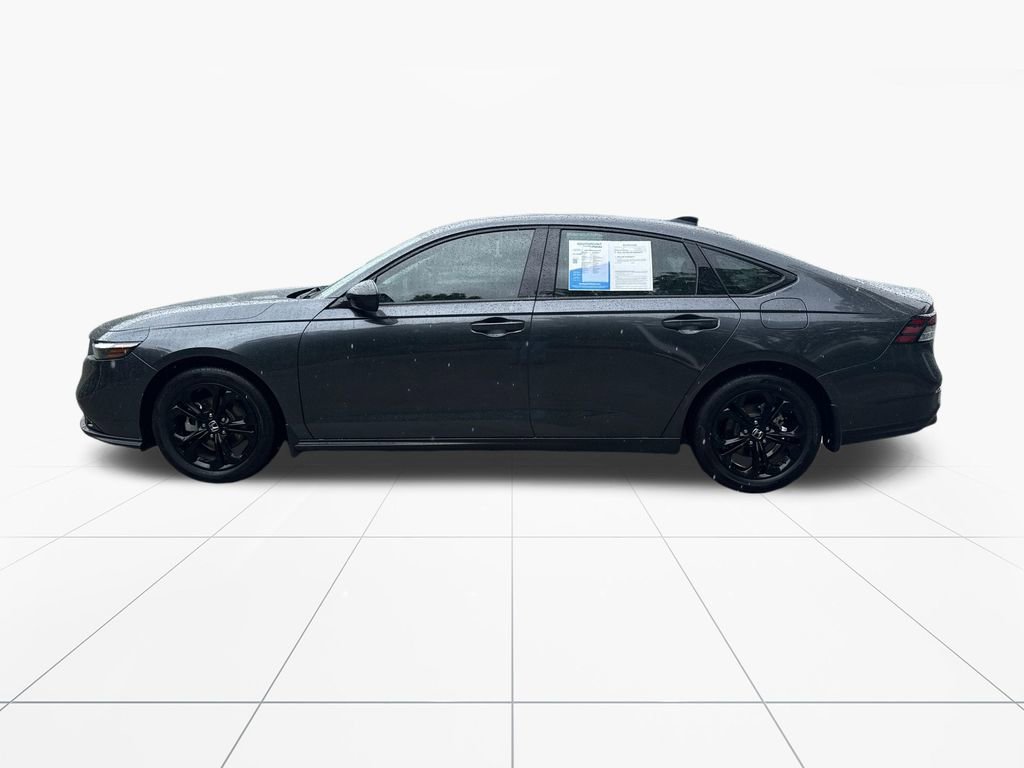Used 2025 Honda Accord SE image 5
