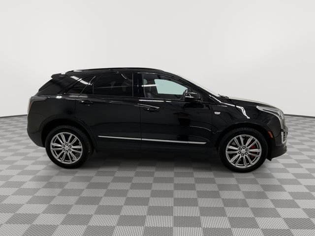 Certified 2026 Cadillac XT5 Sportv w/ LPO, Floor Liner Package AWD/4WD image 12