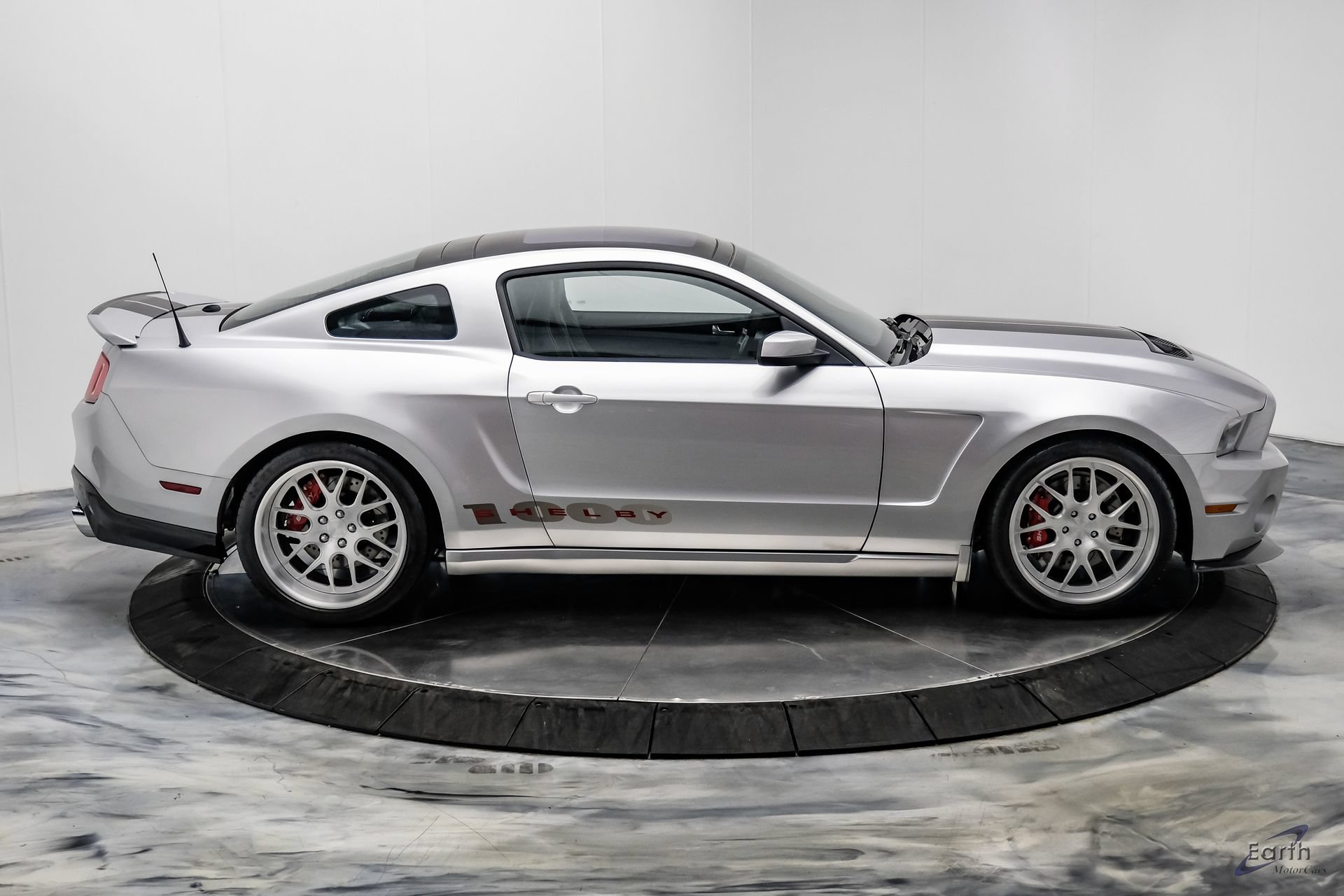 Used 2012 Ford Mustang Shelby GT500 w/ SVT Performance Pkg RWD image 25