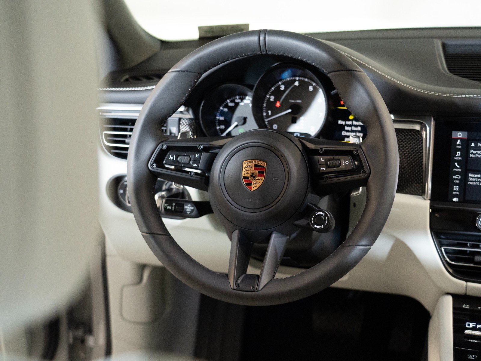 New 2026 Porsche Macan S AWD/4WD image 27