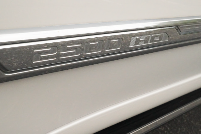 Used 2024 Chevrolet Silverado 2500 High Country w/ Technology Package AWD/4WD image 45