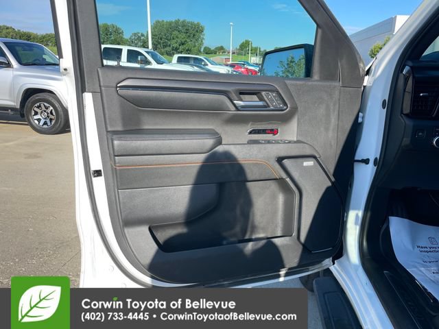 Used 2024 GMC Sierra 1500 AT4 w/ Technology Package AWD/4WD image 32