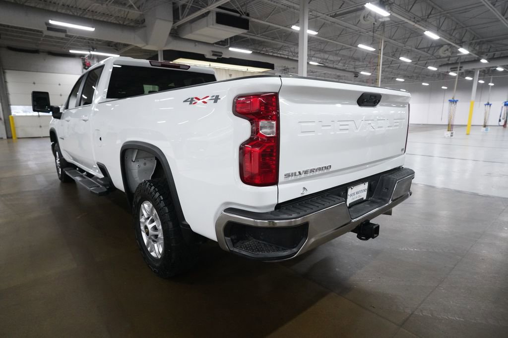 Used 2025 Chevrolet Silverado 2500 LT w/ Convenience Package AWD/4WD image 32