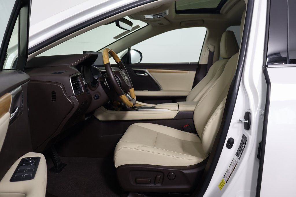 Used 2020 Lexus RX 450hL AWD w/ Premium Package image 10