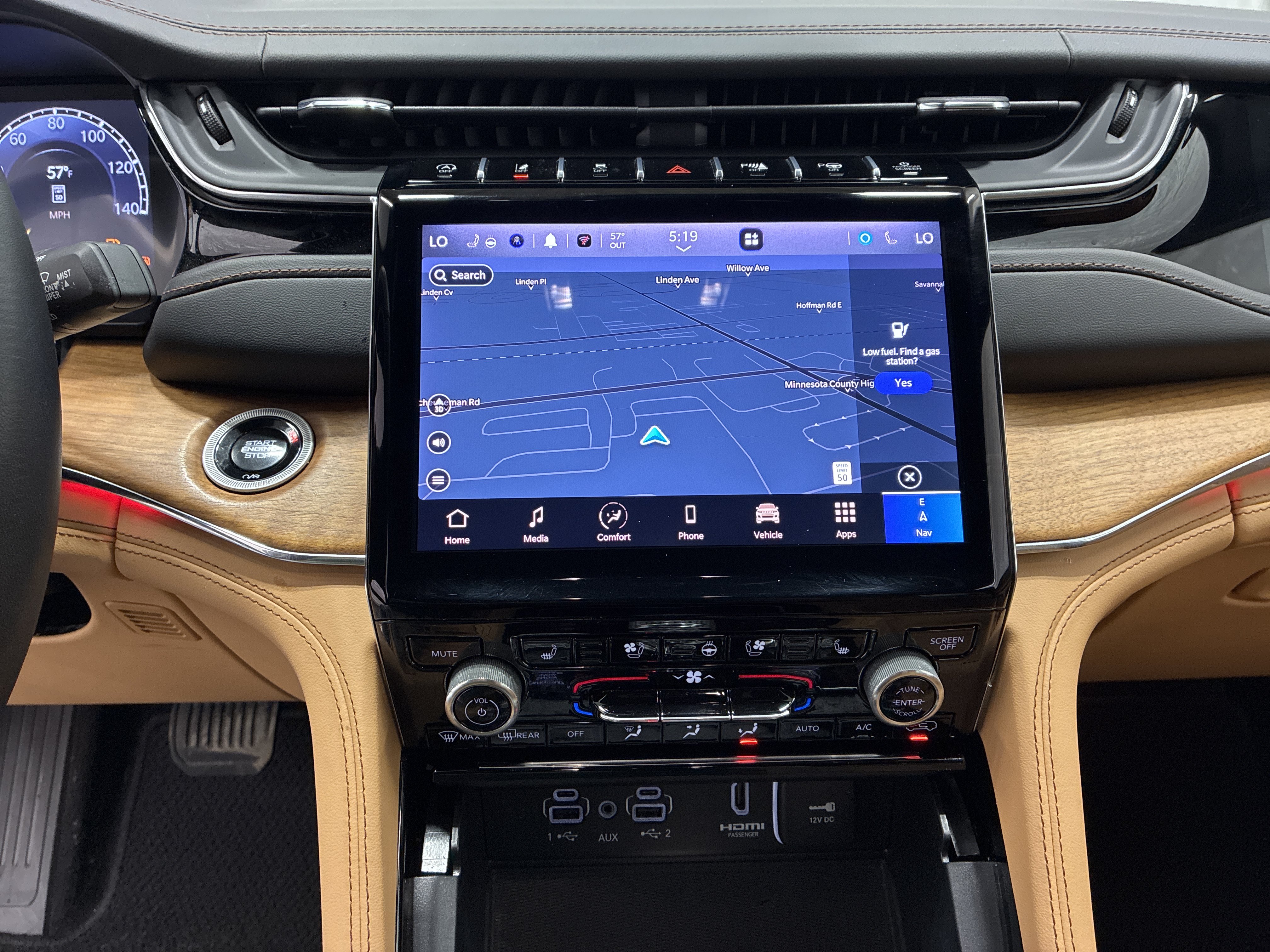 Certified 2025 Jeep Grand Cherokee L Summit AWD/4WD image 24
