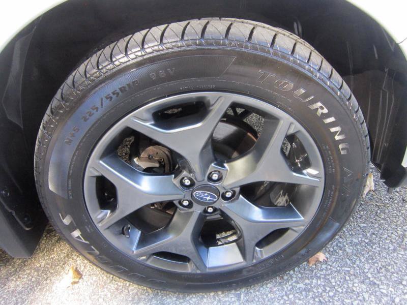 Used 2018 Subaru Forester 2.5i Premium AWD/4WD image 38