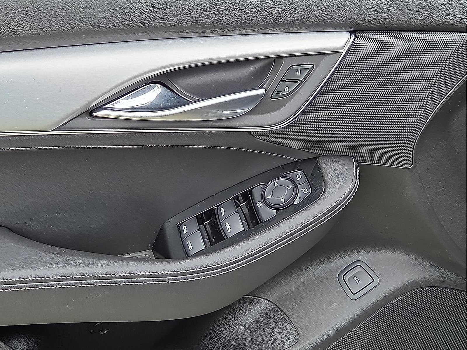 Used 2024 Cadillac CT5 Luxury RWD image 13