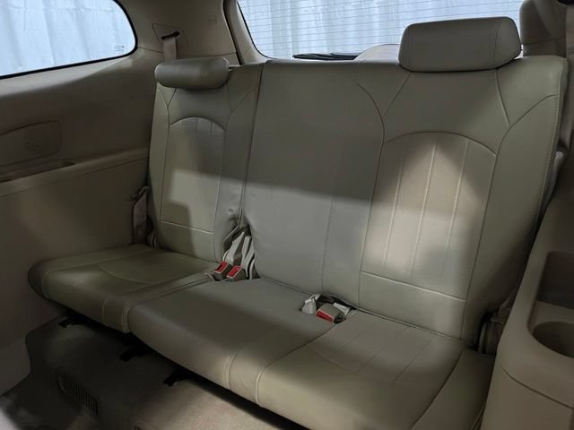 Used 2012 Buick Enclave Leather AWD/4WD image 12