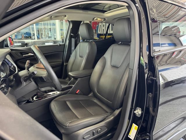 Used 2023 Buick Encore GX Essence w/ Experience Buick Package AWD/4WD image 26