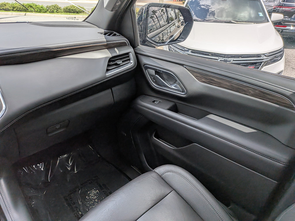 Used 2022 Chevrolet Suburban Z71 AWD/4WD image 16