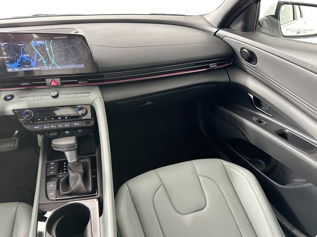 Used 2024 Hyundai Elantra Limited FWD image 28