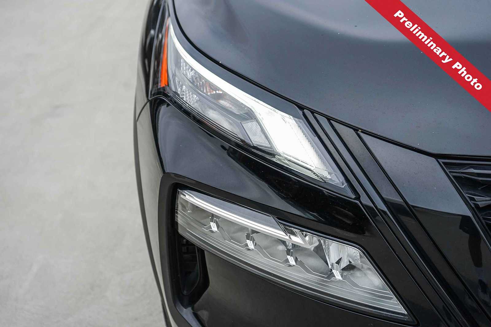 Used 2023 Nissan Rogue SV w/ SV Premium B Package FWD image 4