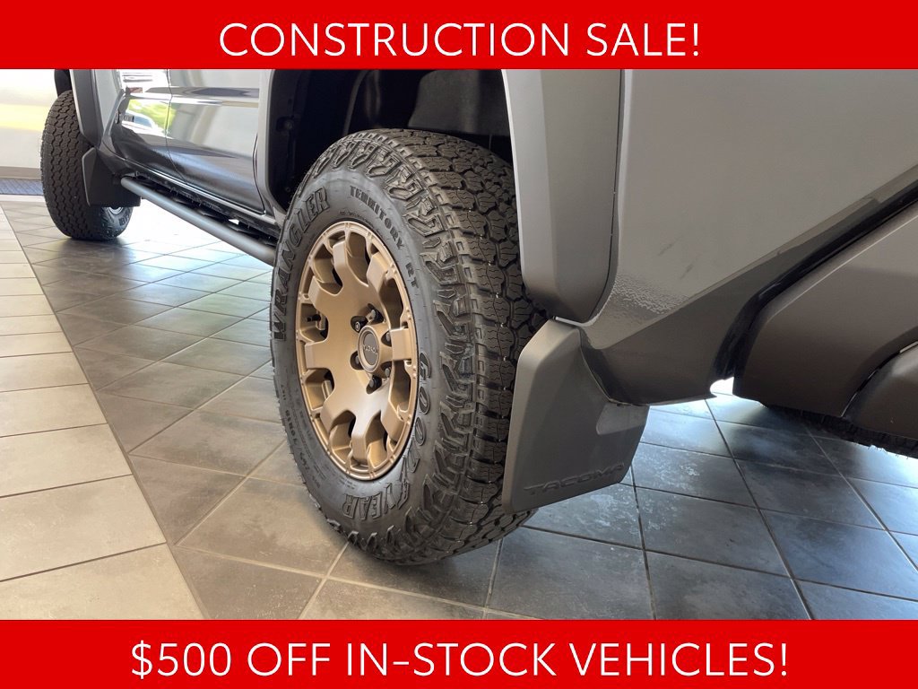 New 2026 Toyota Tacoma 4x4 Double Cab Hybrid w/ Tow Tech Package image 18