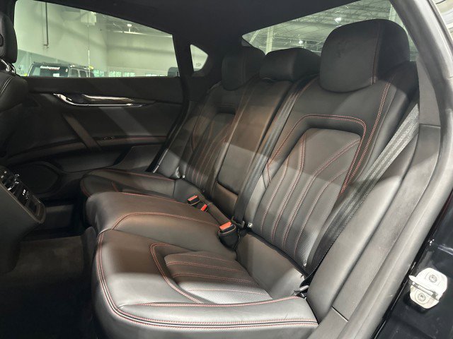 Used 2018 Maserati Quattroporte S Q4 AWD/4WD image 34