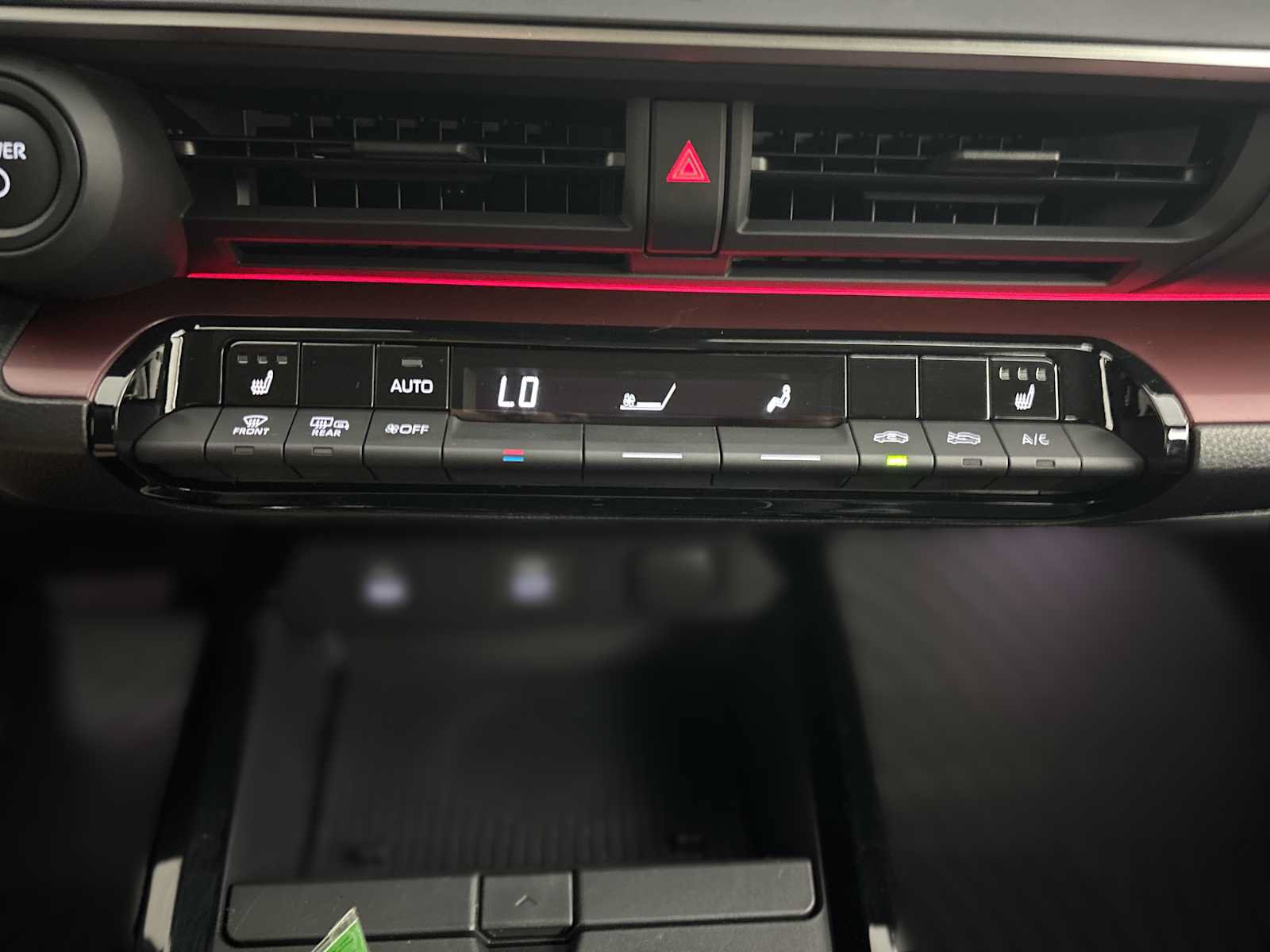 Used 2025 Toyota Prius Plug-In Hybrid FWD image 16