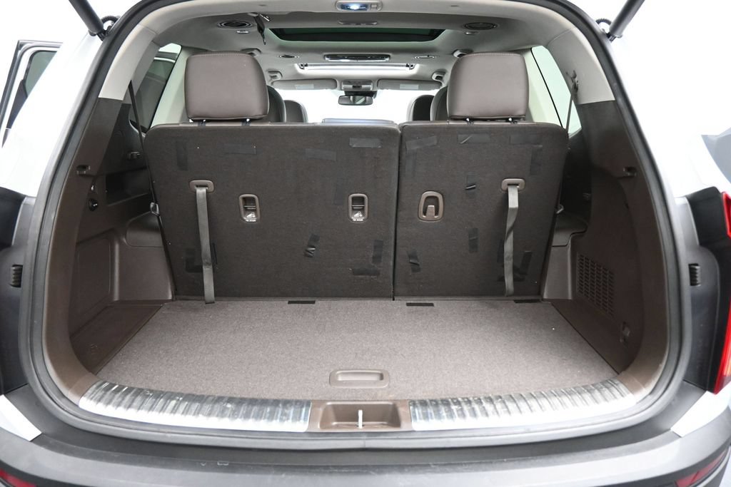 Used 2022 Kia Telluride SX w/ Towing Package FWD image 23