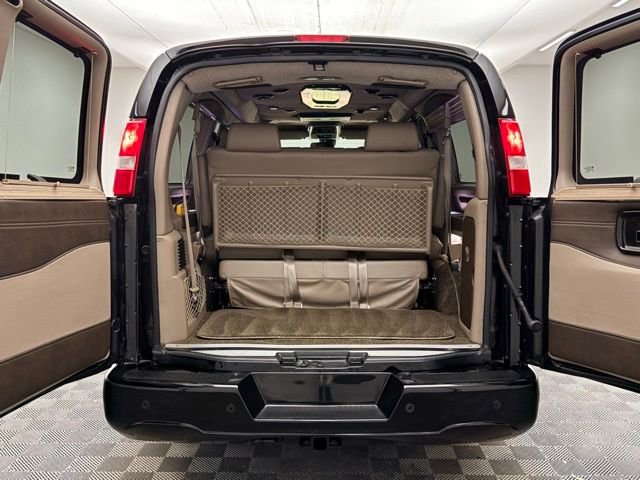 Used 2020 Chevrolet Express 2500 w/ Enhanced Convenience Package image 5