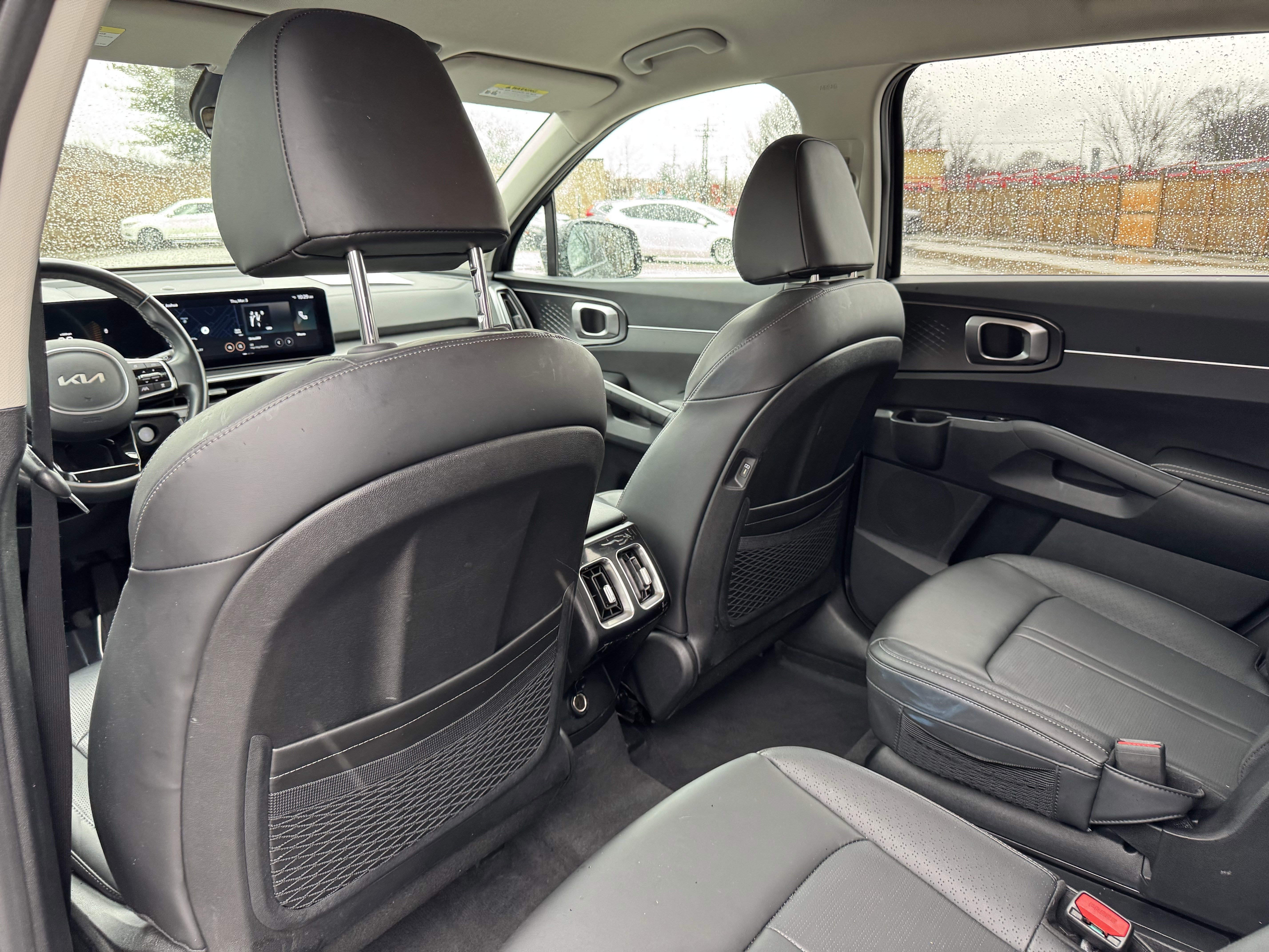 Used 2024 Kia Sorento EX image 35