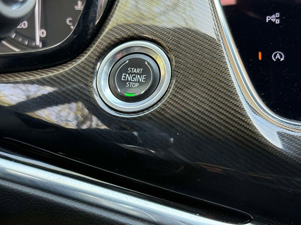 Used 2023 Cadillac XT6 Sport w/ Platinum Package image 28