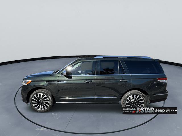 Used 2024 Lincoln Navigator Black Label AWD/4WD image 9