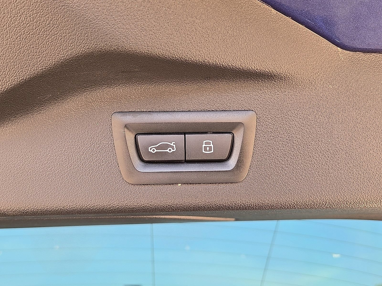 Used 2023 BMW ALPINA XB7 AWD/4WD image 16