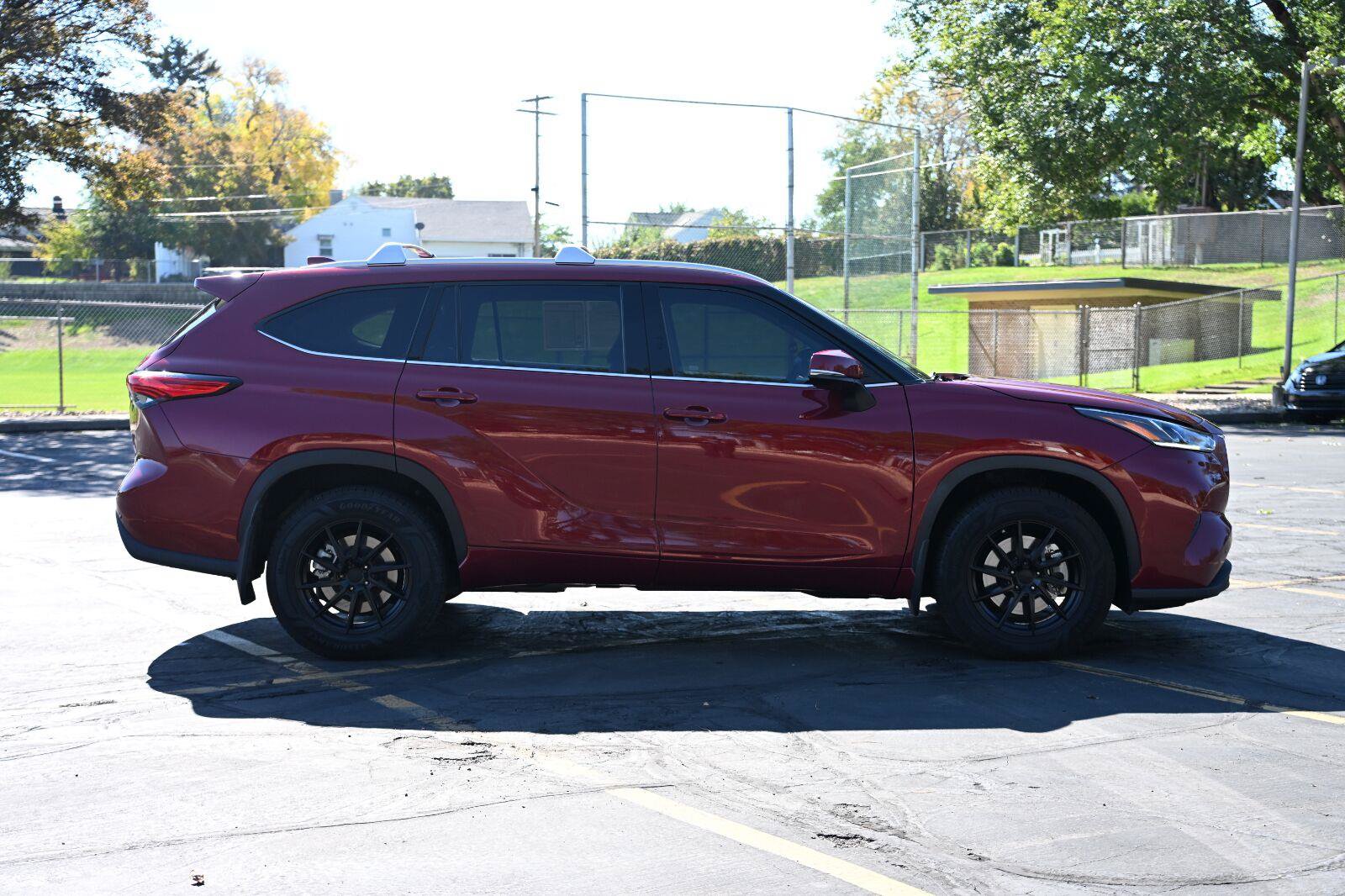 Used 2020 Toyota Highlander Limited AWD/4WD image 6