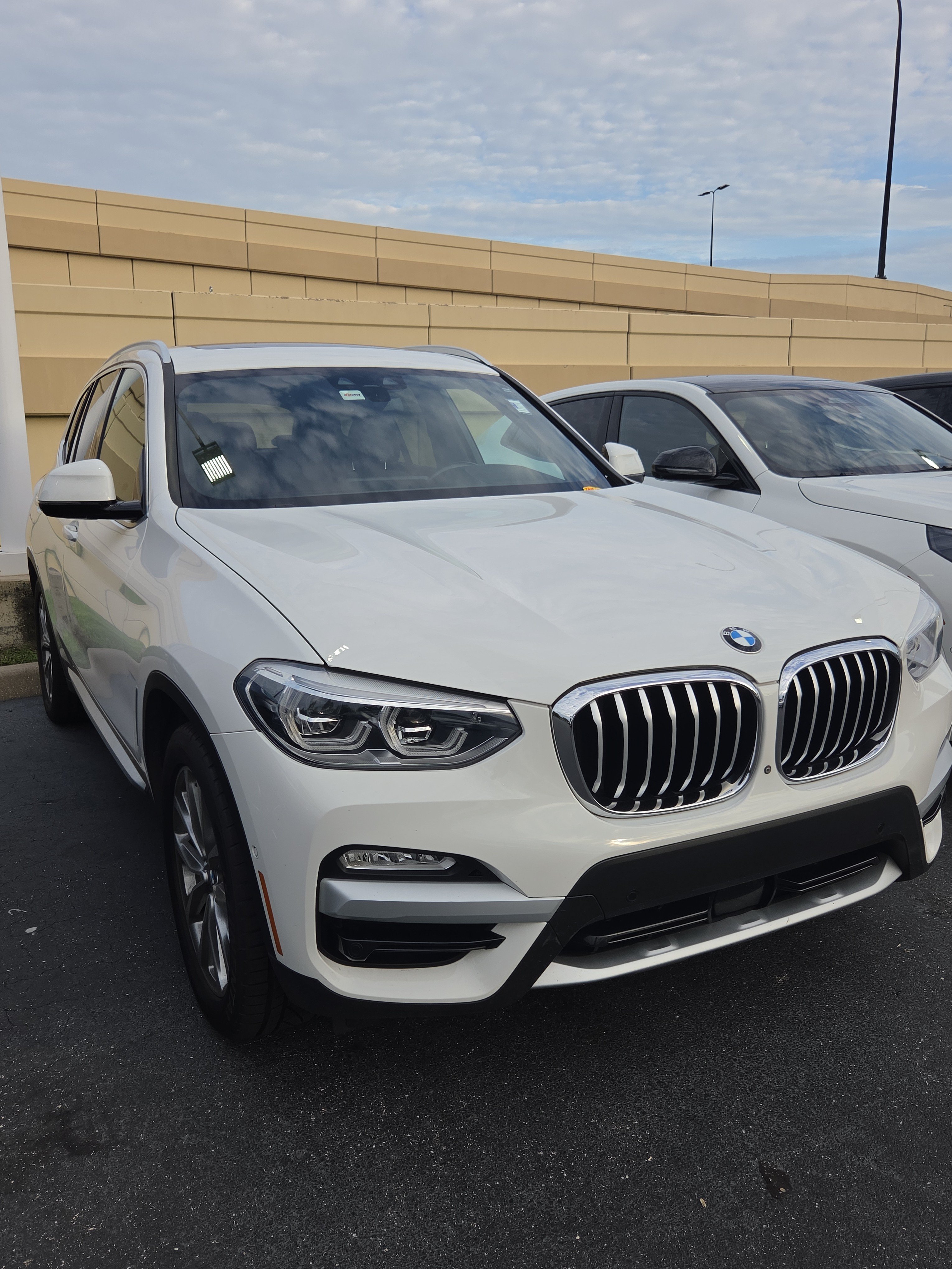Used 2019 BMW X3 xDrive30i w/ Executive Package AWD/4WD image 1
