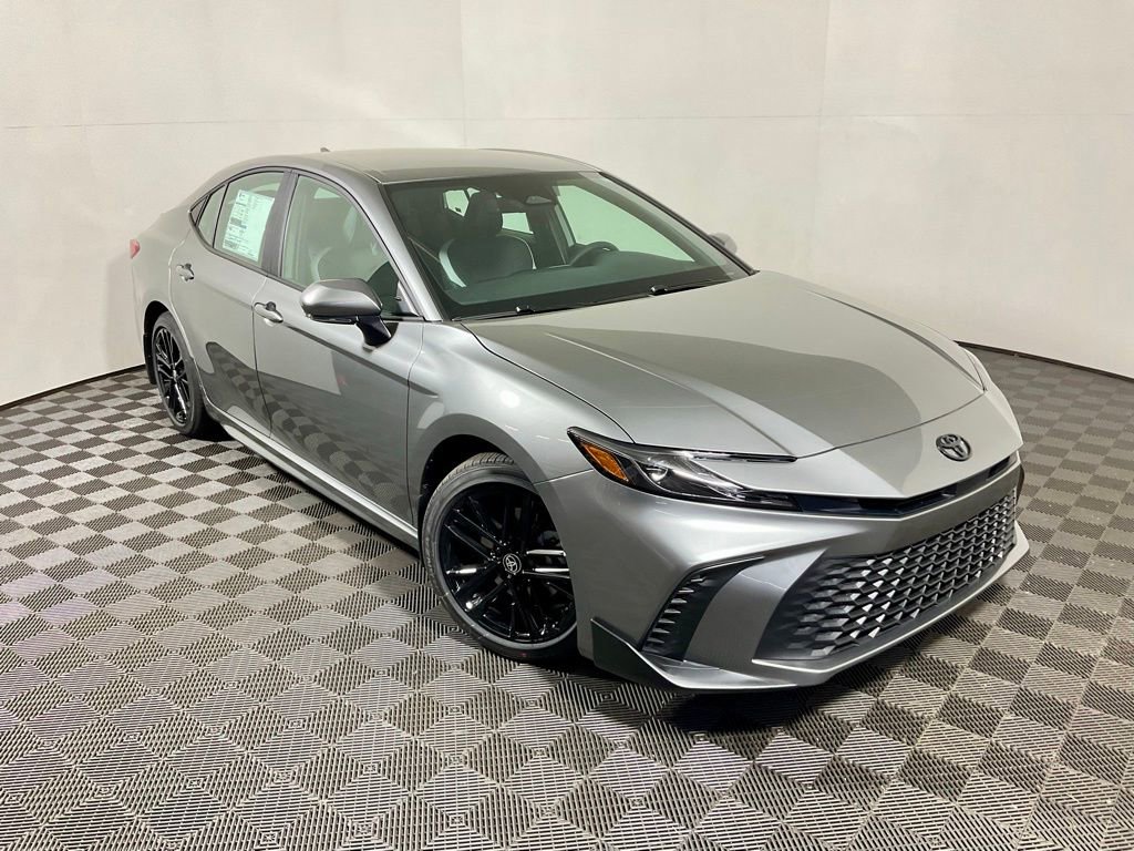 New 2026 Toyota Camry SE FWD image 5