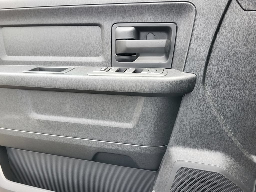 New 2026 RAM 2500 Tradesman AWD/4WD image 25