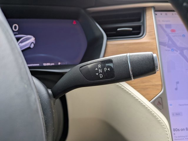 Used 2020 Tesla Model X Long Range image 12