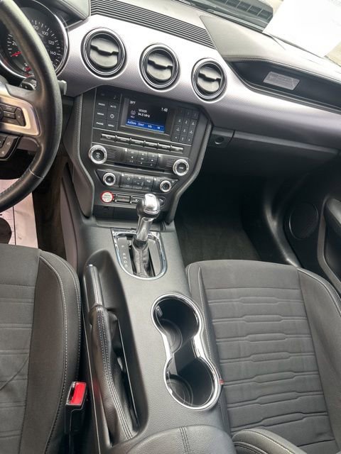 Used 2017 Ford Mustang EcoBoost image 15