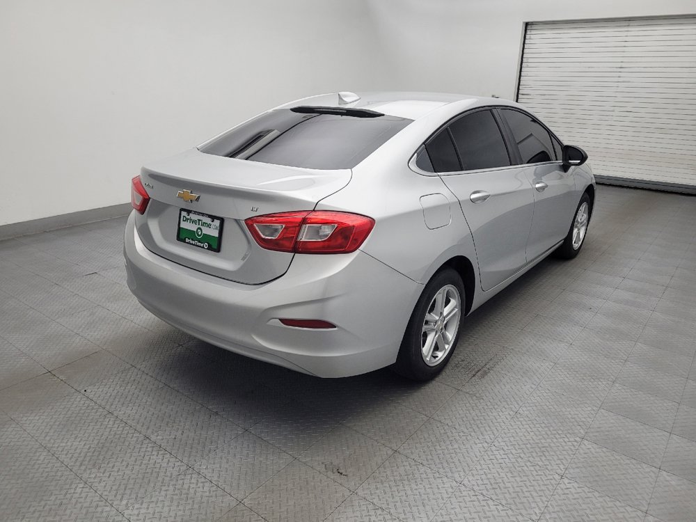 Used 2016 Chevrolet Cruze LT FWD image 9