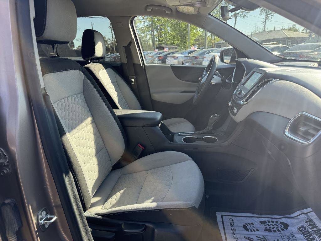 Used 2018 Chevrolet Equinox LS image 14
