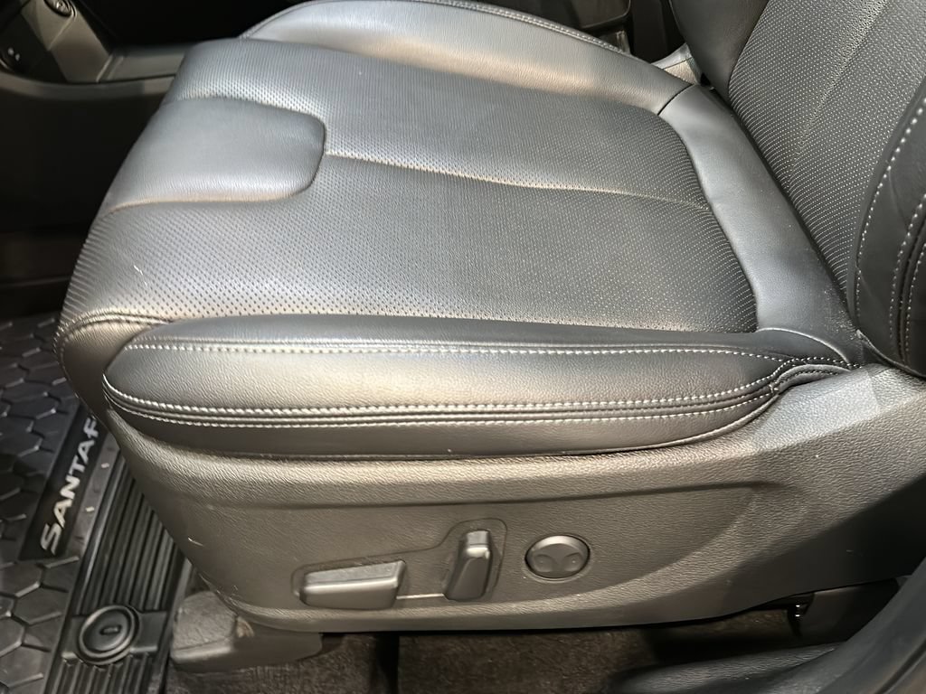 Certified 2023 Hyundai Santa Fe SEL w/ Premium Package AWD/4WD image 12