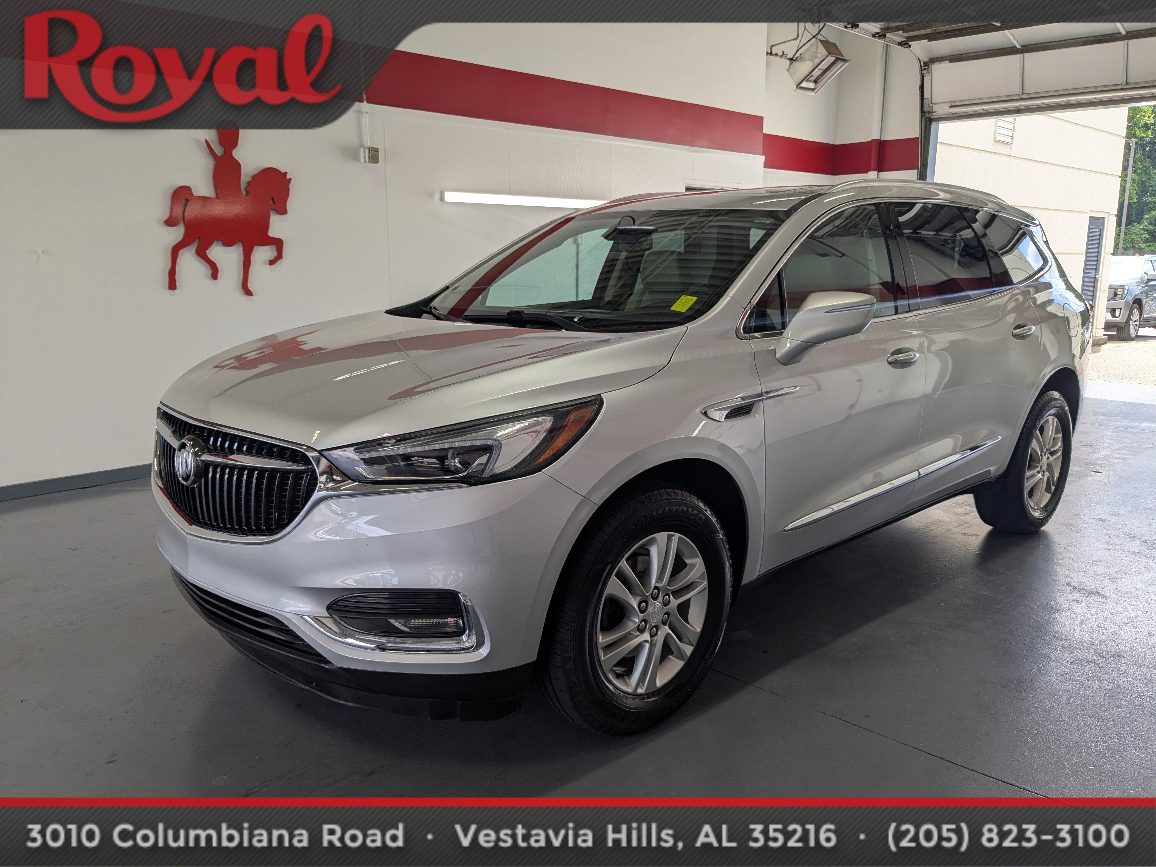 Used 2018 Buick Enclave Essence FWD image 1