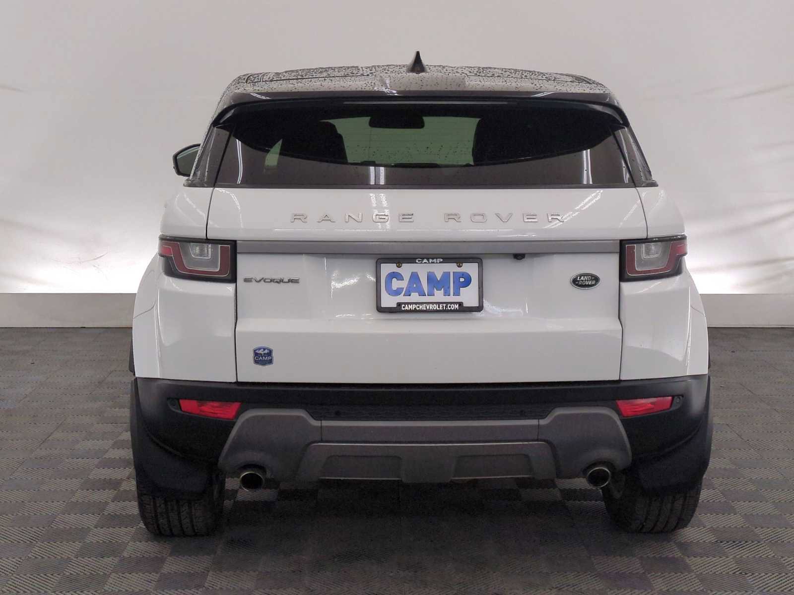 Used 2019 Land Rover Range Rover Evoque SE image 5