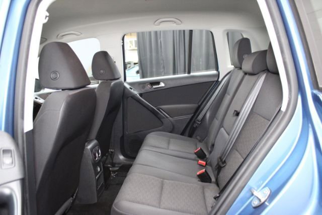 Used 2018 Volkswagen Tiguan Limited FWD image 17