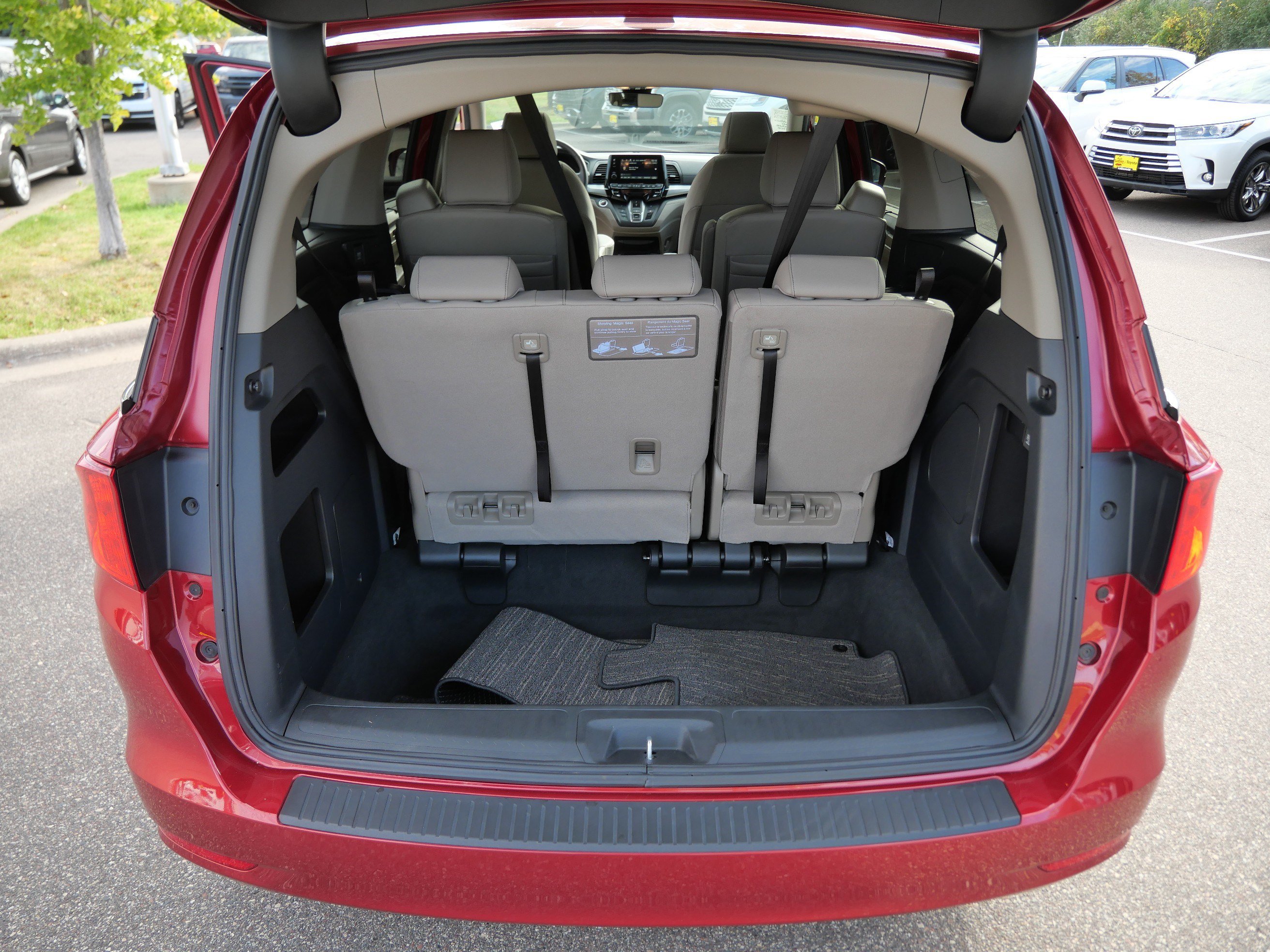 Used 2024 Honda Odyssey EX-L image 18