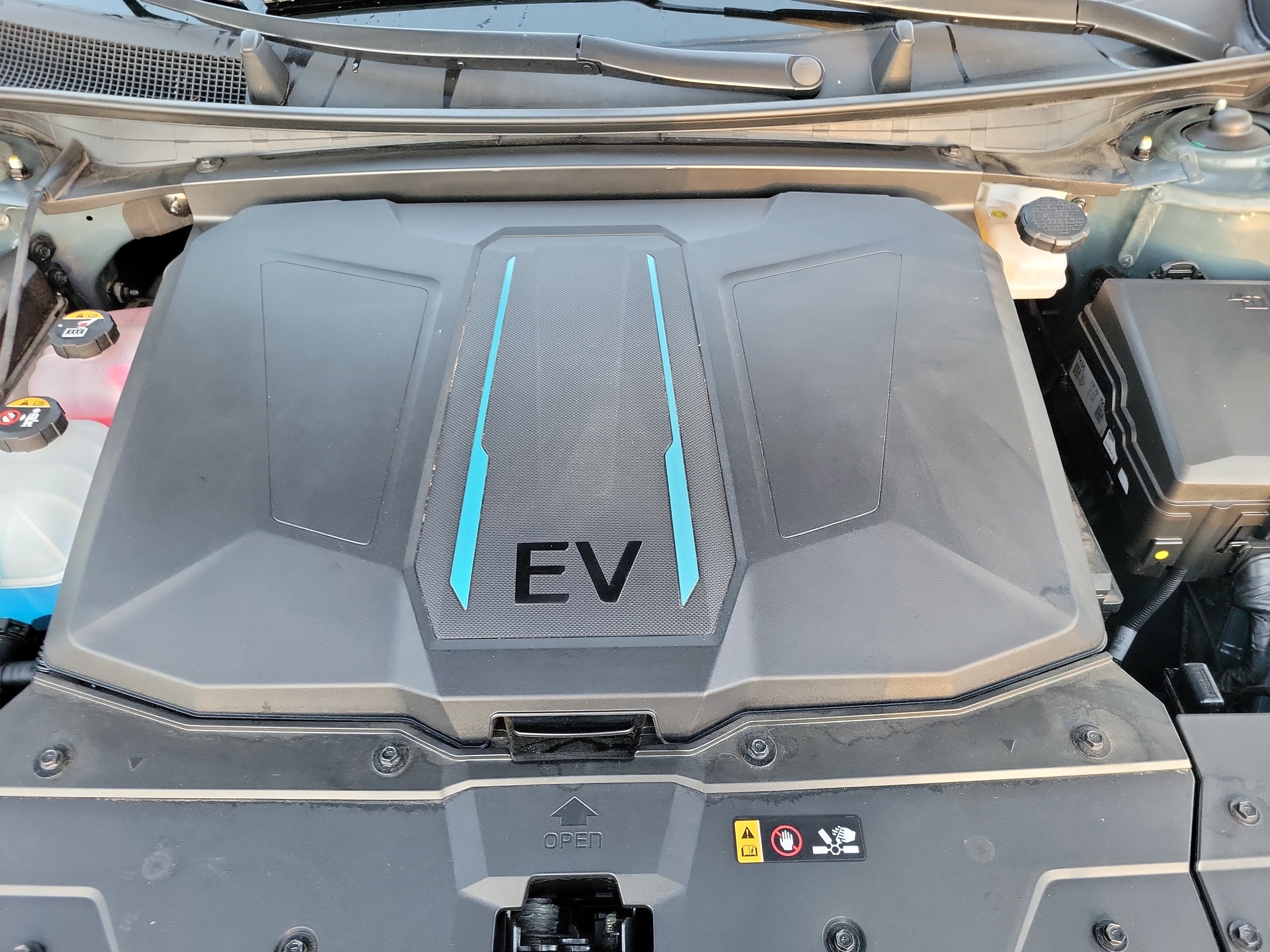 Certified 2024 Hyundai Ioniq 5 SE image 27