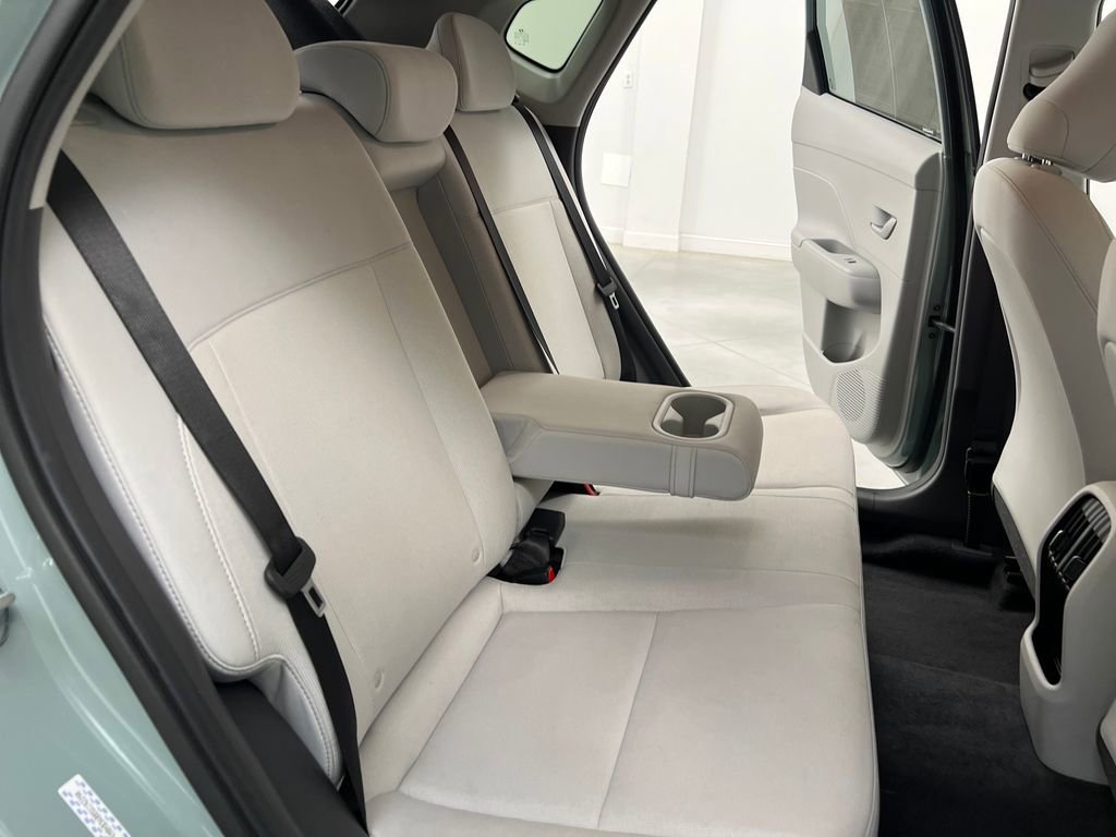Used 2025 Hyundai Kona SEL FWD image 17